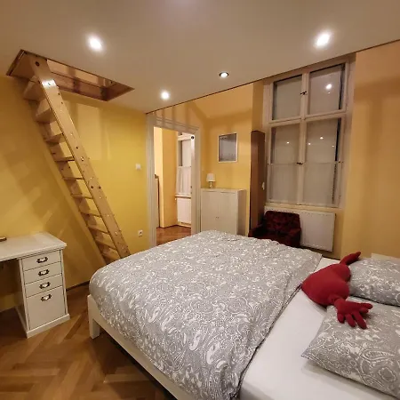 M - Downtown 2 Budapest